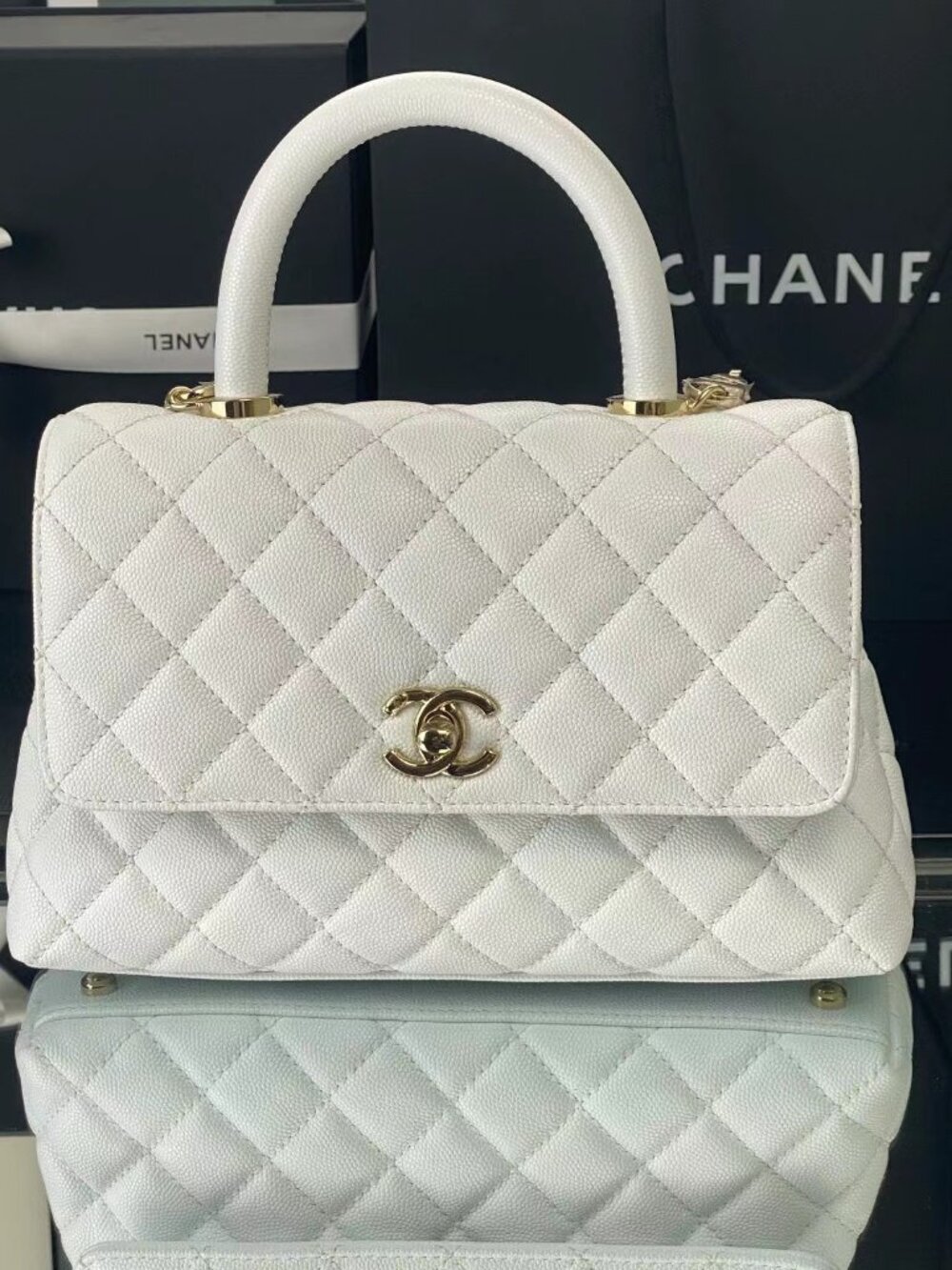 🤝Chanel Coco handLe fLap bag